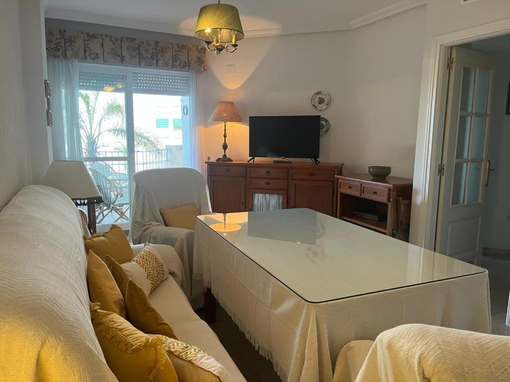 Lyrioshomes Precioso Apartamento Puerto De Estepona Extérieur photo
