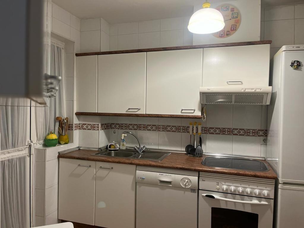 Lyrioshomes Precioso Apartamento Puerto De Estepona Extérieur photo